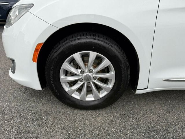 2017 Chrysler Pacifica Touring-L 4dr Wagon - 23020177 - 36
