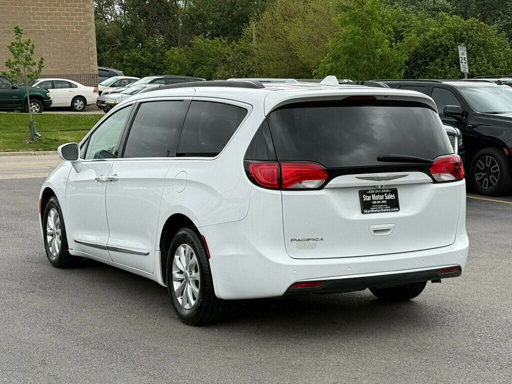 2017 Chrysler Pacifica Touring-L 4dr Wagon - 23020177 - 6