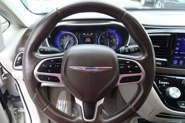 2017 Chrysler Pacifica Touring-L 4dr Wagon - 22930002 - 13