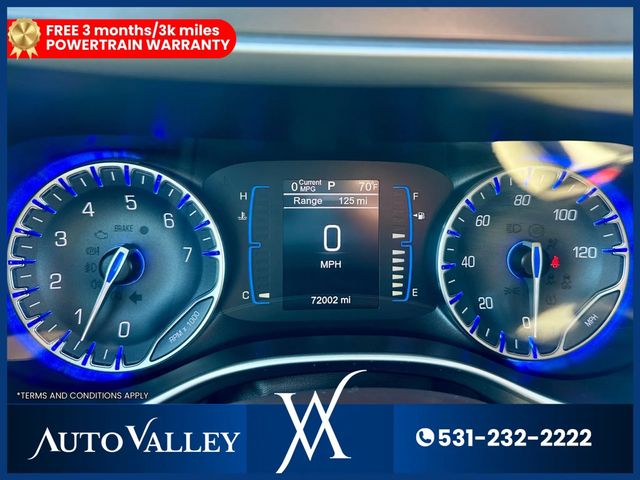 2017 Chrysler Pacifica Touring-L Minivan 4D - 22988966 - 26