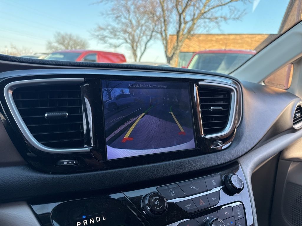 2017 Chrysler Pacifica Touring-L Plus 4dr Wagon - 23001025 - 11