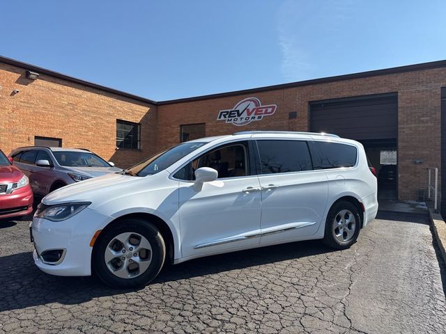 2017 Chrysler Pacifica Touring-L Plus 4dr Wagon - 23001025 - 2