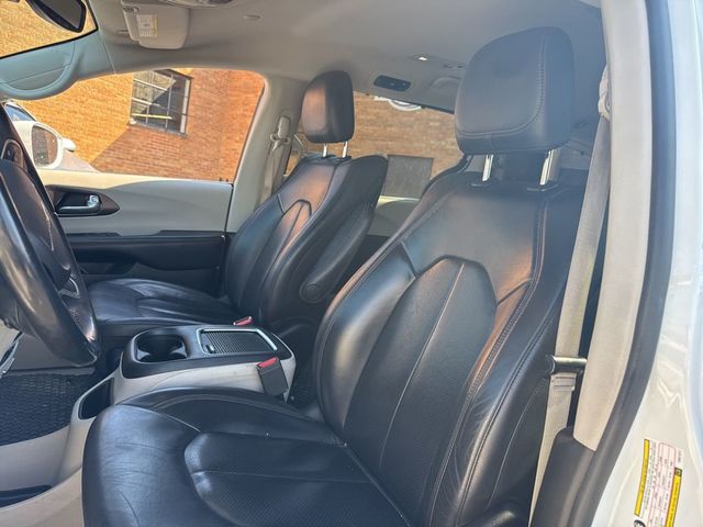 2017 Chrysler Pacifica Touring-L Plus 4dr Wagon - 23001025 - 5