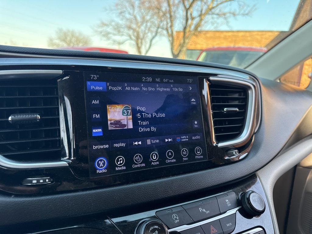 2017 Chrysler Pacifica Touring-L Plus 4dr Wagon - 23001025 - 8