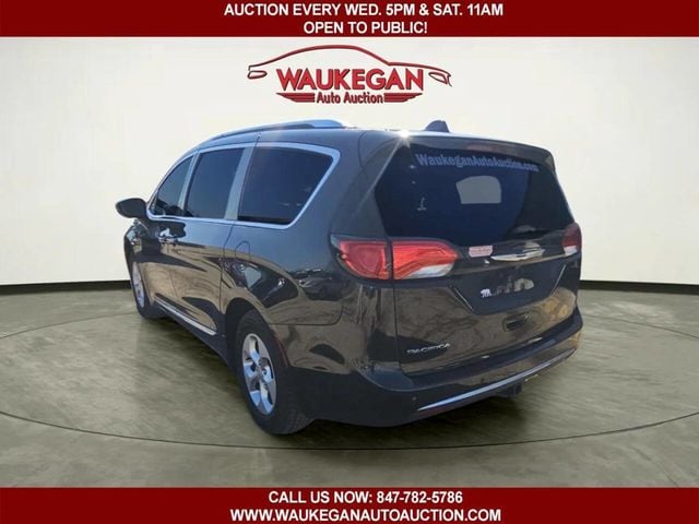 2017 Chrysler Pacifica Touring-L Plus 4dr Wagon - 22996715 - 5