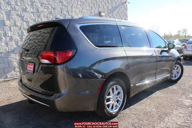 2017 Chrysler Pacifica Touring-L Plus 4dr Wagon - 22669217 - 5