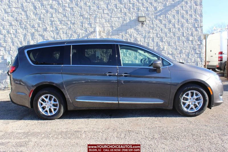 2017 Chrysler Pacifica Touring-L Plus 4dr Wagon - 22669217 - 6