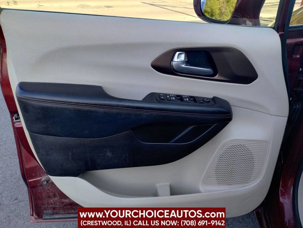2017 Chrysler Pacifica Touring-L Plus 4dr Wagon - 22912344 - 11