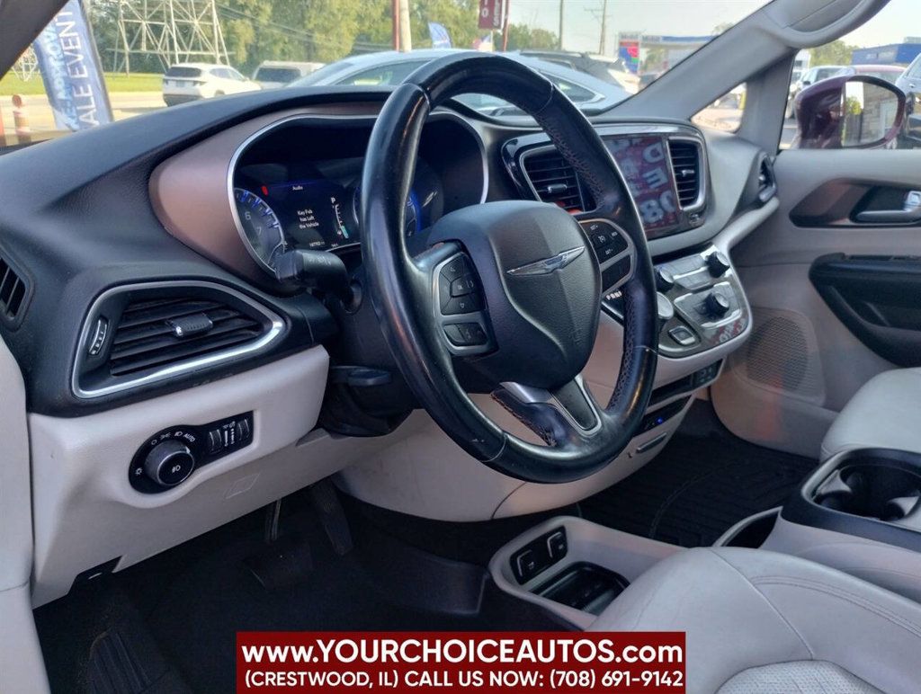 2017 Chrysler Pacifica Touring-L Plus 4dr Wagon - 22912344 - 13