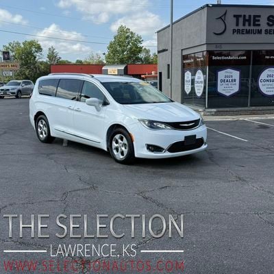 2017 Chrysler Pacifica