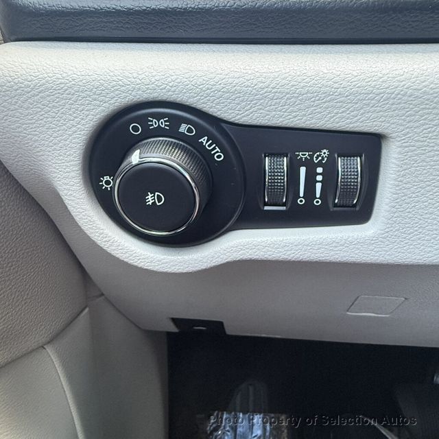 2017 Chrysler Pacifica TOURING PLUS PACIFICA W/NAVIGATION  - 23074957 - 22