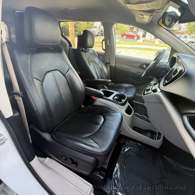 2017 Chrysler Pacifica TOURING PLUS PACIFICA W/NAVIGATION  - 23074957 - 41