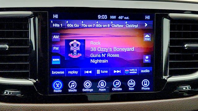 2017 Chrysler Pacifica Touring Plus w/ SafetyTec Group, Tire & Wheel Group & Rear Entmt - 22971695 - 17