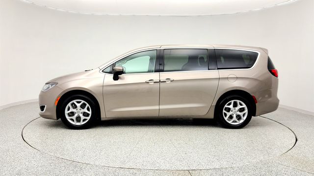 2017 Chrysler Pacifica Touring Plus w/ SafetyTec Group, Tire & Wheel Group & Rear Entmt - 22971695 - 7