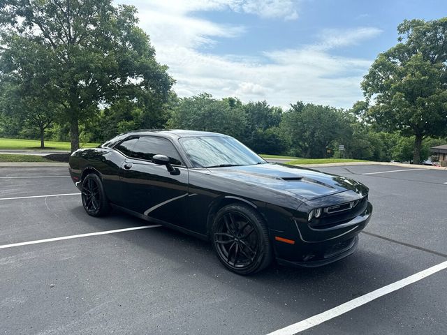 2017 Dodge Challenger  - 22881357 - 2