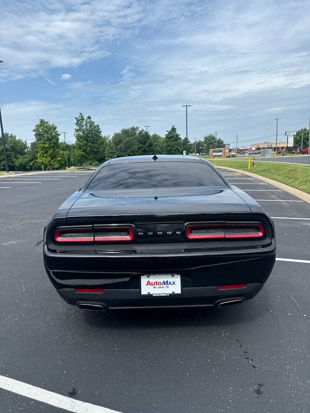 2017 Dodge Challenger SXT photo 5