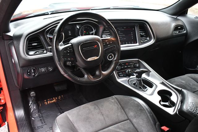 2017 Dodge Challenger 392 Hemi Scat Pack Shaker Coupe - 22895876 - 25
