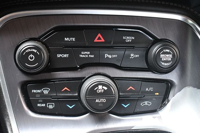 2017 Dodge Challenger 392 Hemi Scat Pack Shaker Coupe - 22895876 - 30