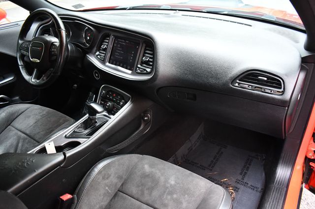 2017 Dodge Challenger 392 Hemi Scat Pack Shaker Coupe - 22895876 - 34
