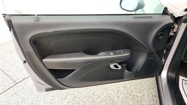 2017 Dodge Challenger GT Coupe w/ Driver Convenience Group & harman/kardon Audio - 23043047 - 10