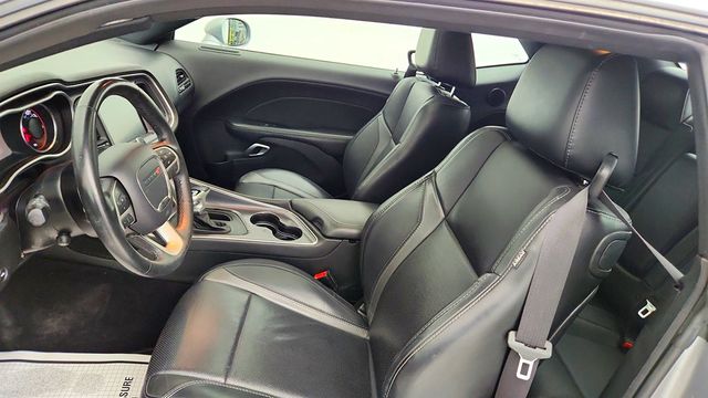 2017 Dodge Challenger GT Coupe w/ Driver Convenience Group & harman/kardon Audio - 23043047 - 21
