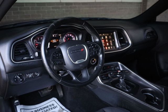 2017 Dodge Challenger R/T - 23097618 - 15