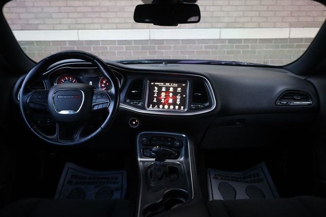 2017 Dodge Challenger R/T - 23097618 - 24