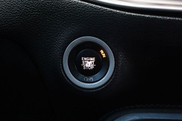 2017 Dodge Challenger R/T - 23097618 - 28