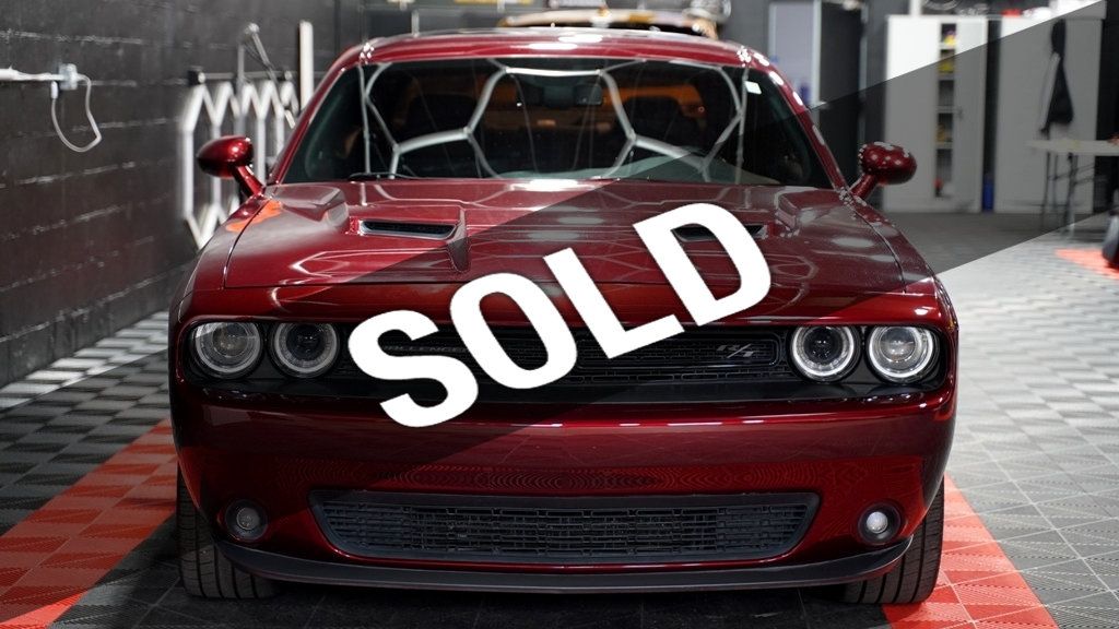 2017 Dodge Challenger R/T Coupe - 22027593 - 0