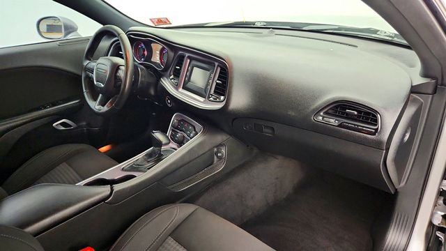 2017 Dodge Challenger R/T Coupe w/ Super Track Pak - 23023883 - 22