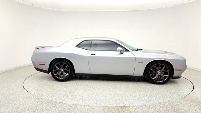 2017 Dodge Challenger R/T Coupe w/ Super Track Pak - 23023883 - 3