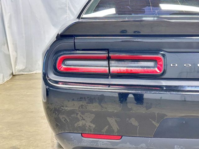 2017 Dodge Challenger R/T Plus Coupe - 23035367 - 10