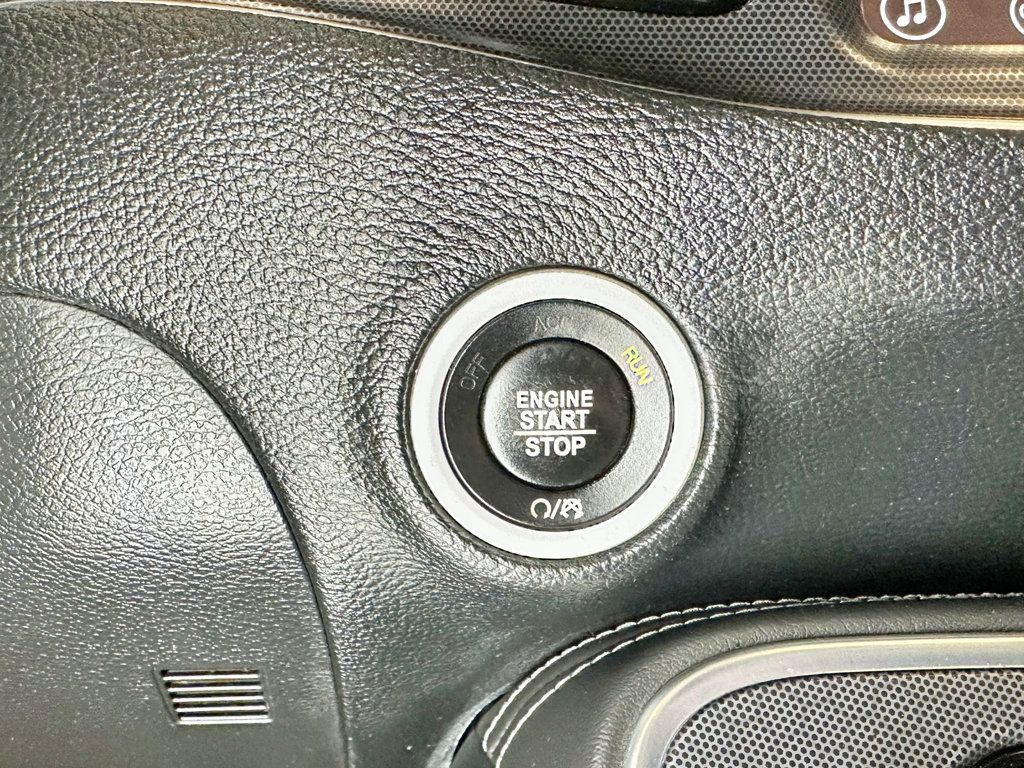 2017 Dodge Challenger R/T Plus Coupe - 23035367 - 24