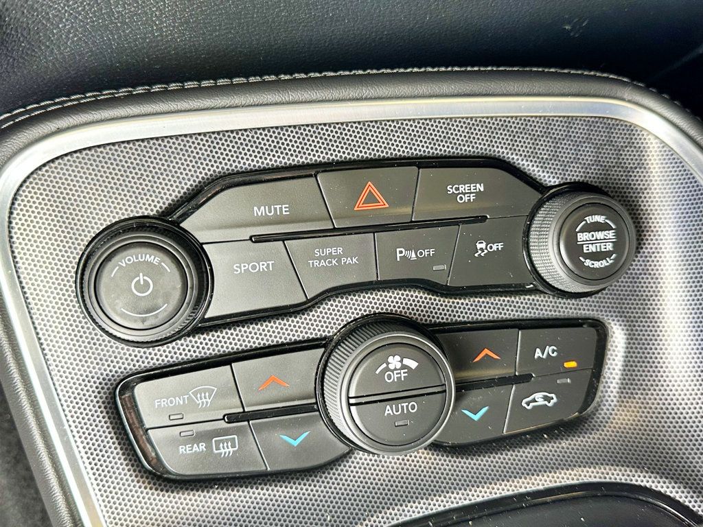 2017 Dodge Challenger R/T Plus Coupe - 23035367 - 26