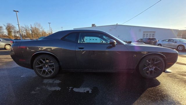 2017 Dodge Challenger R/T Scat Pack Coupe - 22751016 - 24