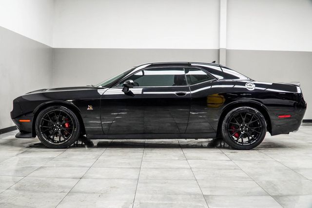 2017 Dodge Challenger R/T Scat Pack Coupe - 22942200 - 11