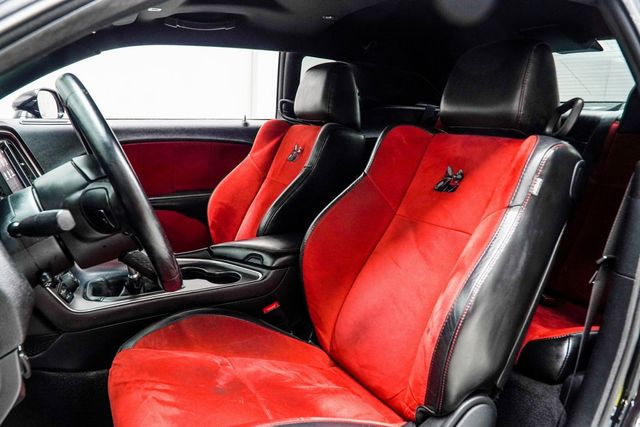 2017 Dodge Challenger R/T Scat Pack Coupe - 22942200 - 37