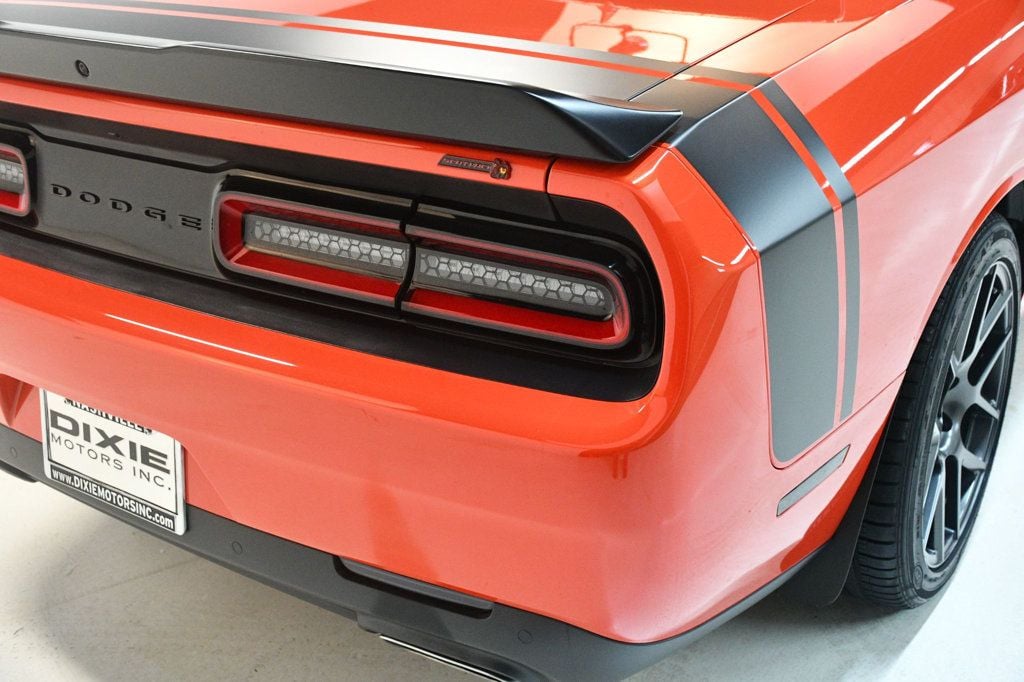 2017 Dodge Challenger R/T Scat Pack Coupe - 22948637 - 13