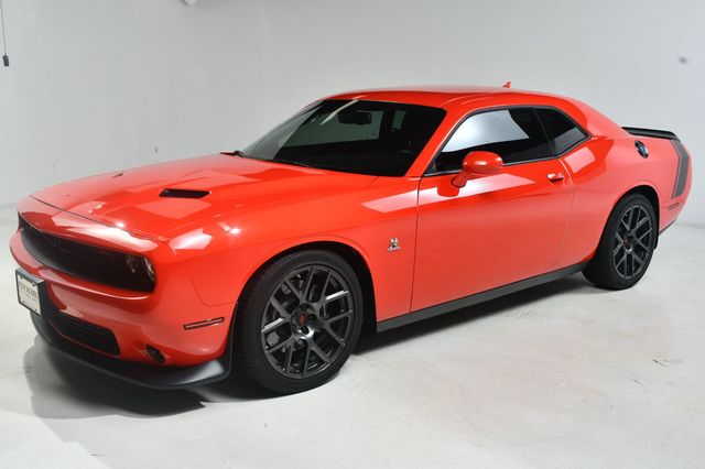 2017 Dodge Challenger R/T Scat Pack Coupe - 22948637 - 1
