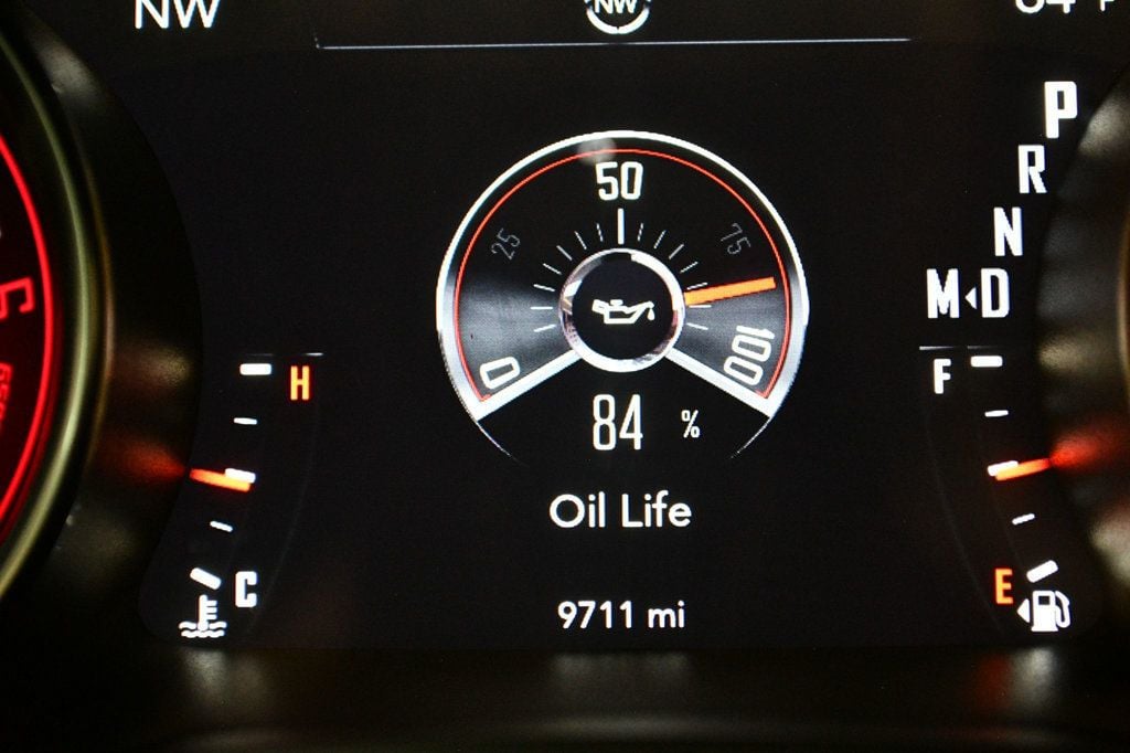 2017 Dodge Challenger R/T Scat Pack Coupe - 22948637 - 52