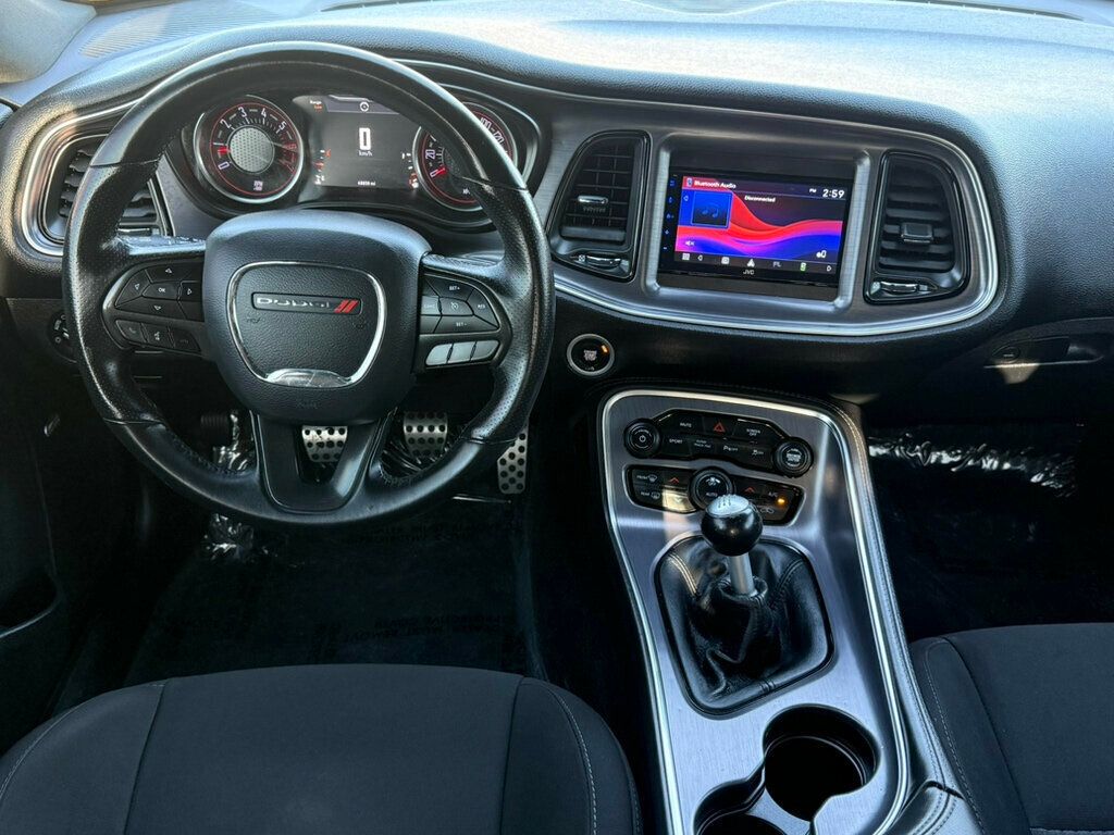 2017 Dodge Challenger R/T Shaker Coupe - 22982070 - 22