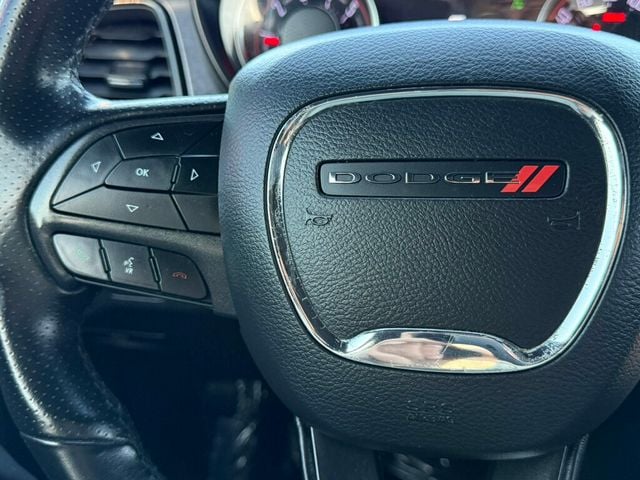 2017 Dodge Challenger R/T Shaker Coupe - 22982070 - 29