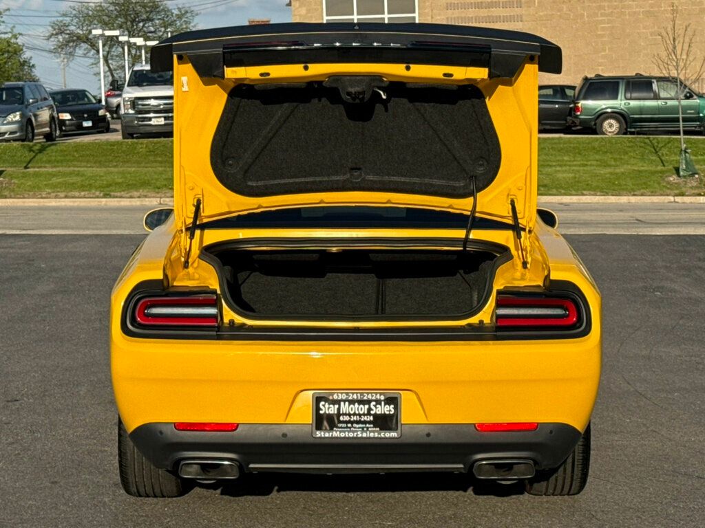 2017 Dodge Challenger R/T Shaker Coupe - 22982070 - 35