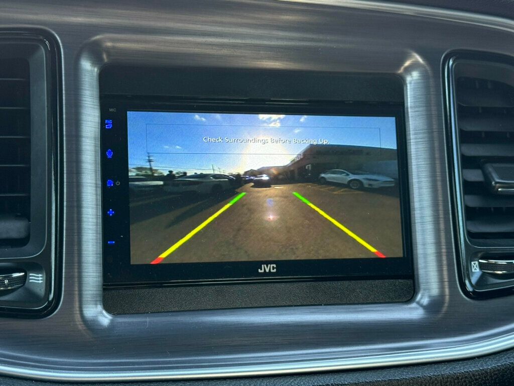 2017 Dodge Challenger R/T Shaker Coupe - 22982070 - 3