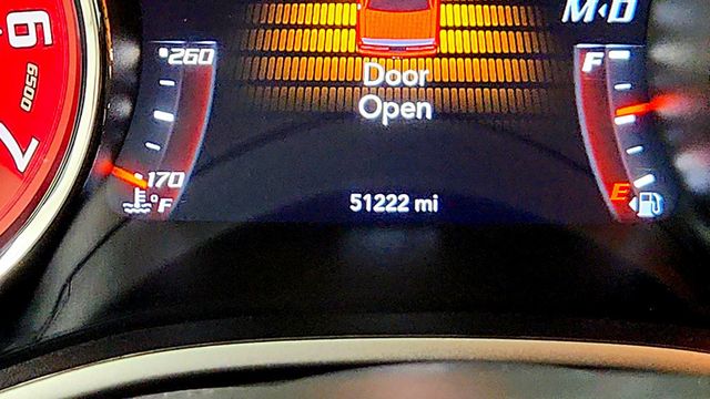 2017 Dodge Challenger SRT Hellcat Coupe w/ 8-Speed Automatic & Power Sunroof - 23095555 - 16