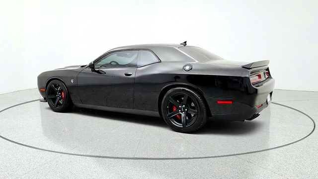 2017 Dodge Challenger SRT Hellcat Coupe w/ 8-Speed Automatic & Power Sunroof - 23095555 - 6