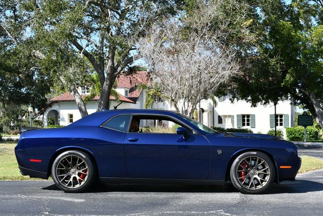 2017 Dodge Challenger SRT Hellcat Coupe W/SRT Hemi Package 26R/Contusion Blue - 22941649 - 25