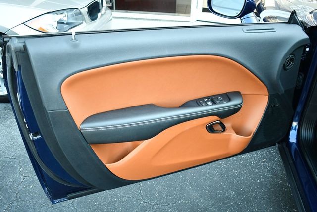 2017 Dodge Challenger SRT Hellcat Coupe W/SRT Hemi Package 26R/Contusion Blue - 22941649 - 33