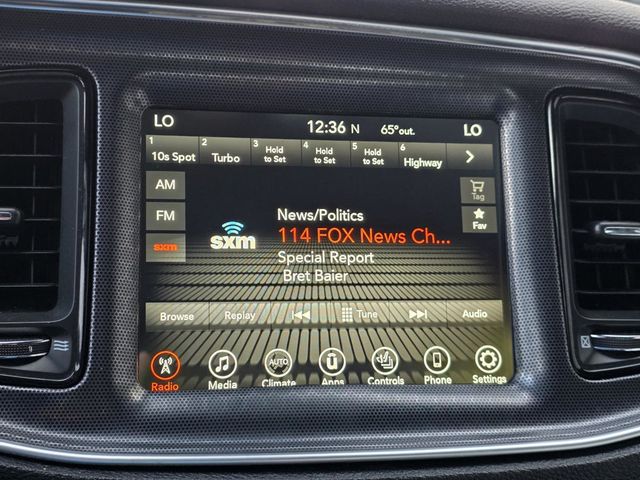 2017 Dodge Challenger SXT - 23001173 - 15