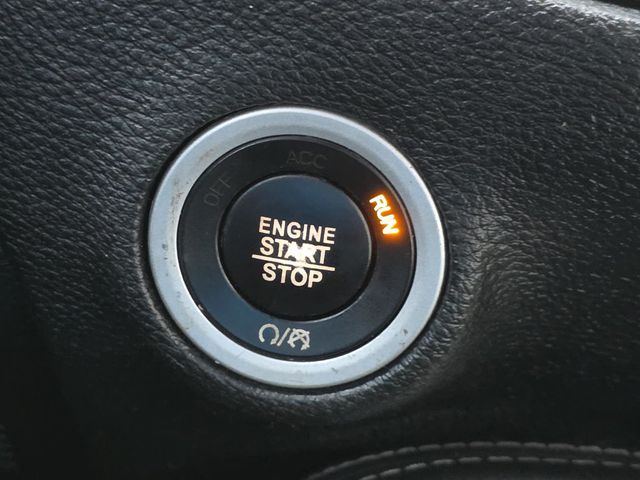 2017 Dodge Challenger SXT - 23001173 - 16